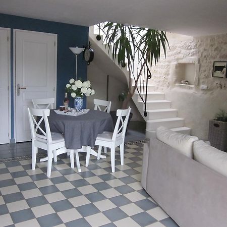 Les Gites Du Veau D'Or Ozillac Exterior foto