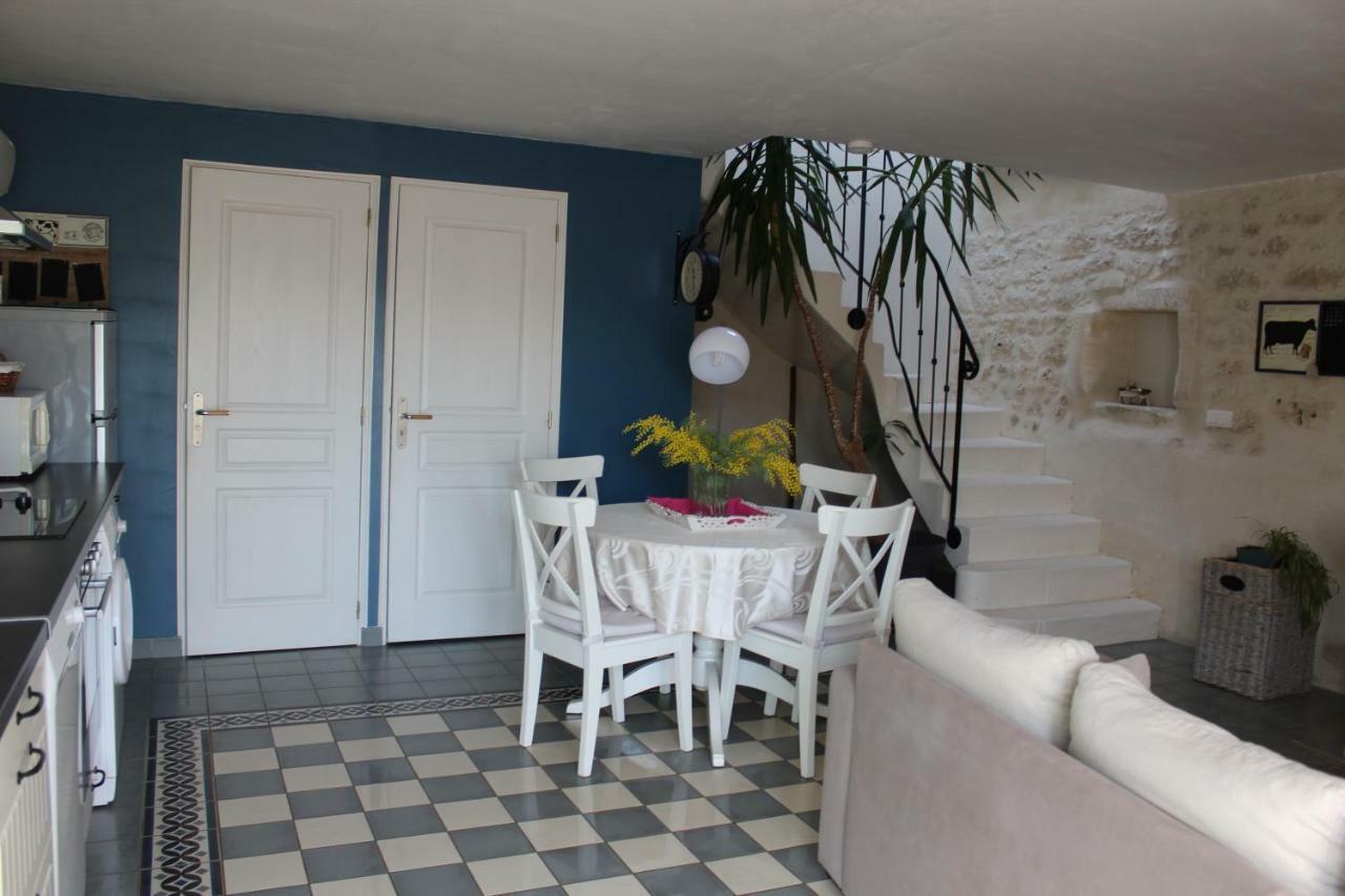 Les Gites Du Veau D'Or Ozillac Exterior foto